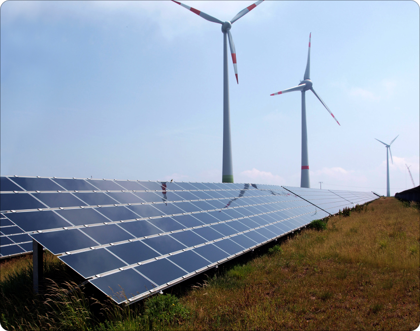 Panneau solaire avec ressource électrique éolienne